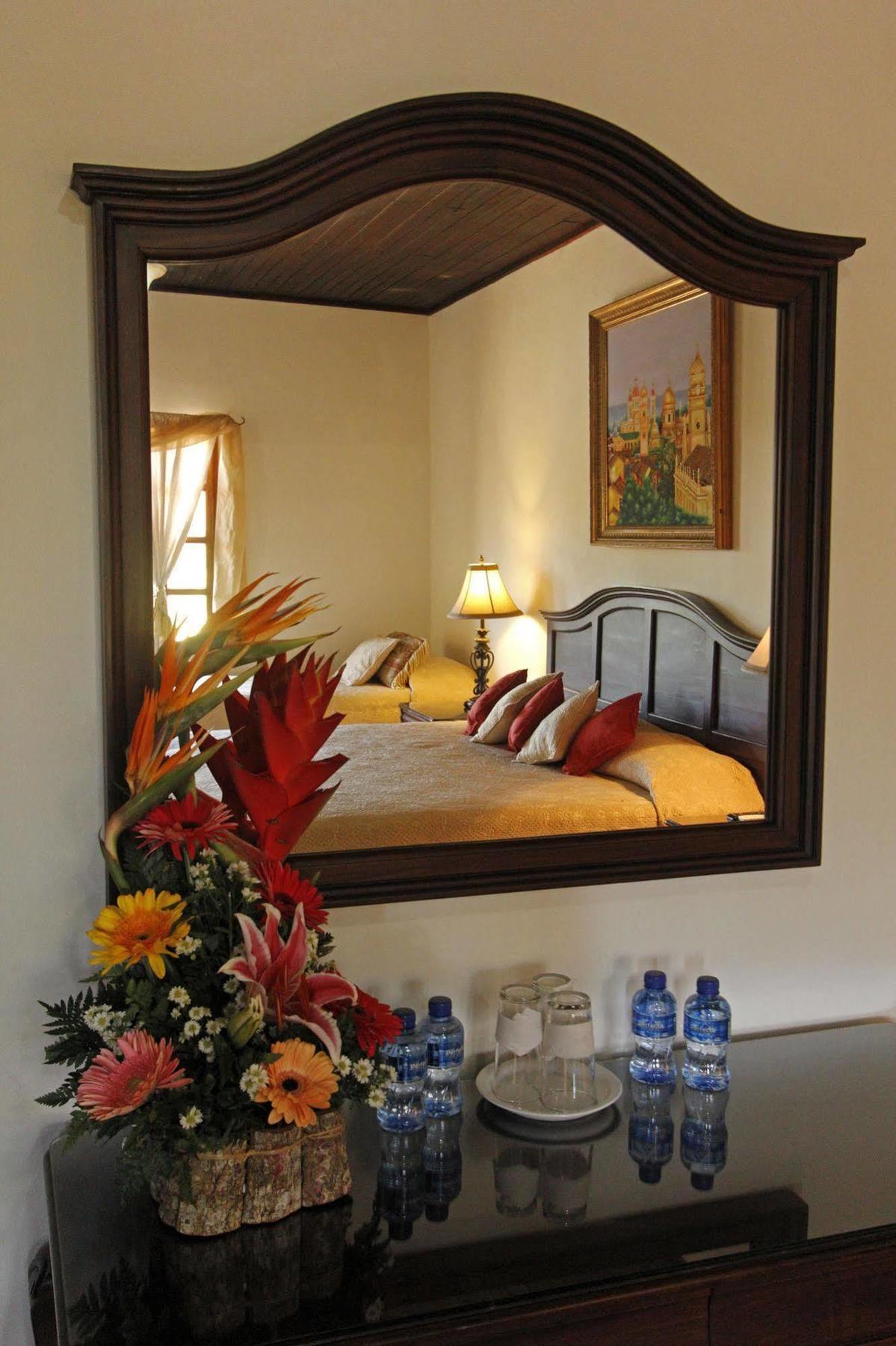 Hotel Palacio Real กรานาดา ภายนอก รูปภาพ
